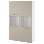 BESTÅ Combinazione con ante a vetro - bianco Lappviken/grigio chiaro-beige vetro trasparente 120x42x193 cm