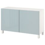 BESTÅ Mobile con ante - bianco Selsviken/Stubbarp/lucido grigio-azzurro 120x42x74 cm
