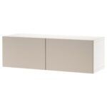 BESTÅ Scaffale con ante - bianco/Lappviken grigio chiaro/beige 120x42x38 cm